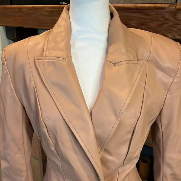 House of CB London Blush Pink Vegan Leather Collared Faux Wrap Bodysuit, size M! - Picture 2 of 12